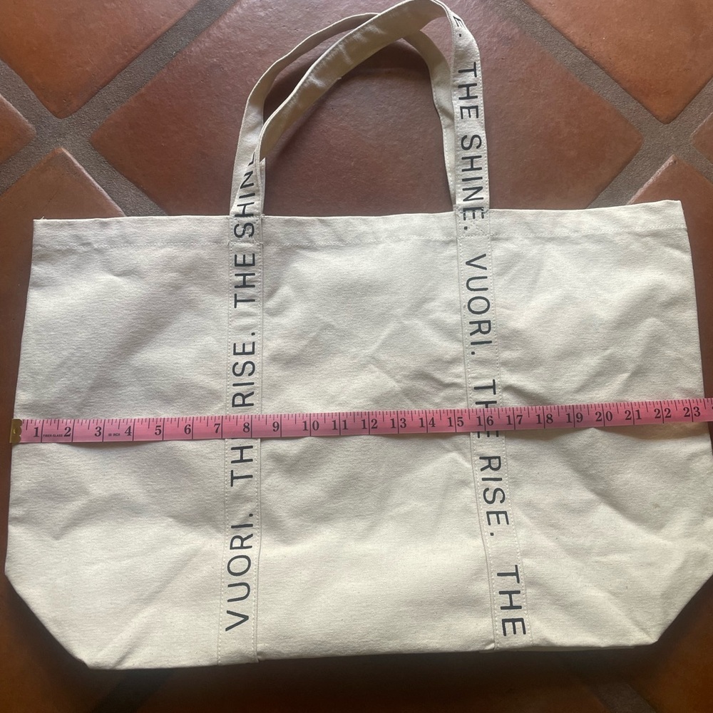 Vuori large bag. Limited addition tote.